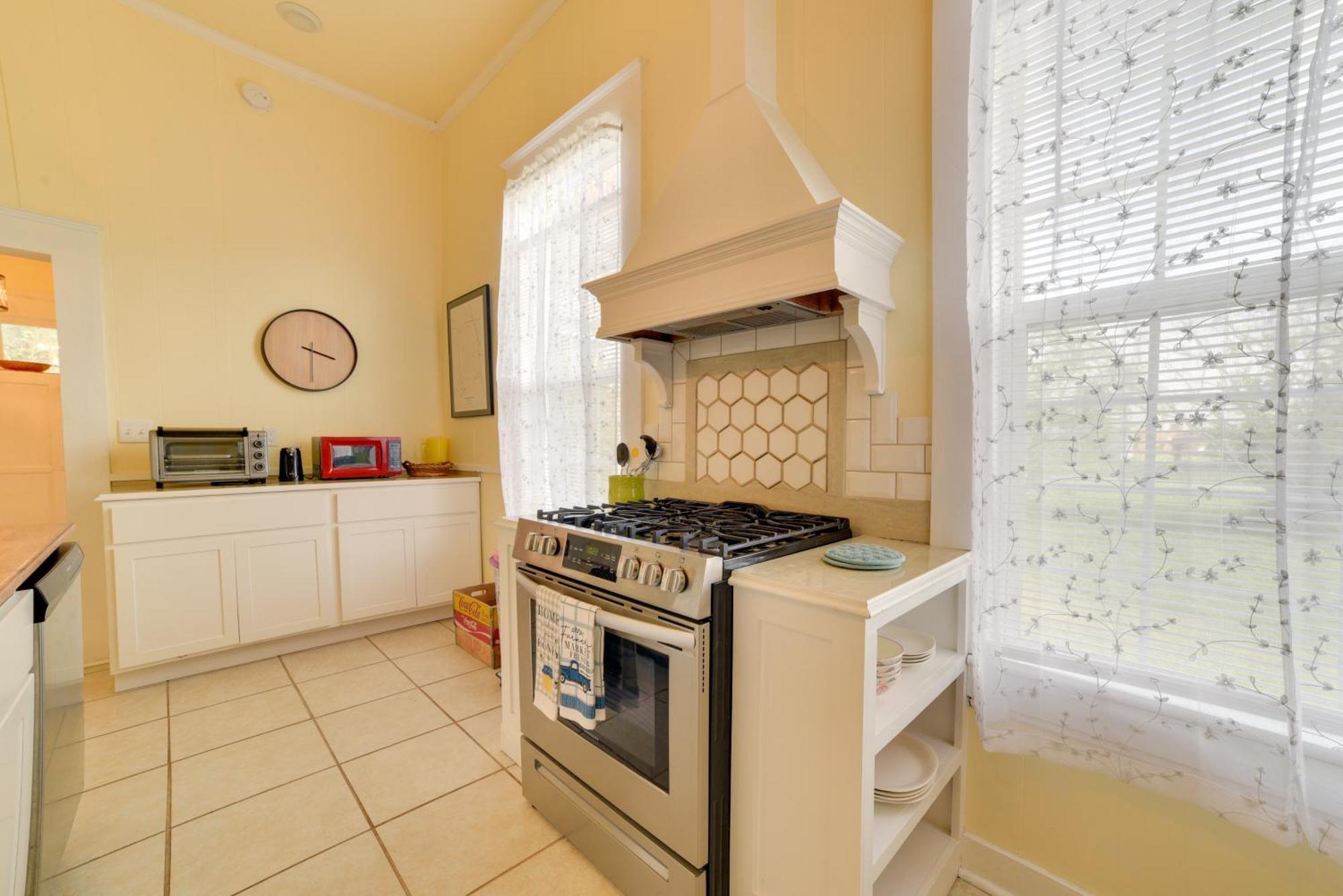Cozy Thomasville Cottage - Walk To Downtown! Bagian luar foto